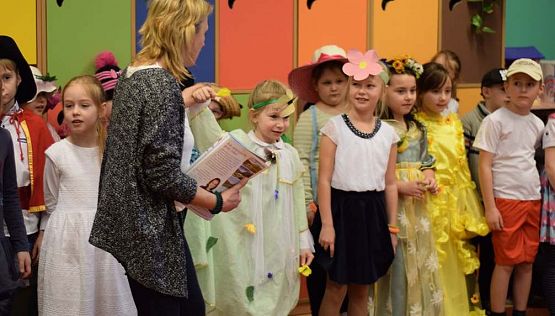 Grafika #7: Proszę Państwa o to rok-występ drugoklasistów