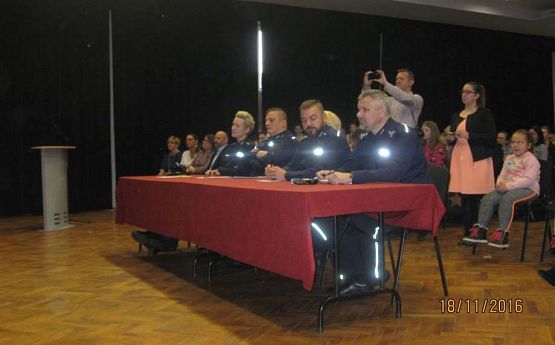 Grafika #6: Międzynarodowy Dzień Przemocy -18.11.2016