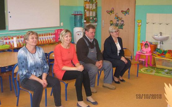 Grafika #3: Dzień Nauczyciela w przedszkolu