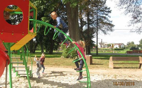 Grafika #11: Miło płynie nam tu czas.20.09.2016