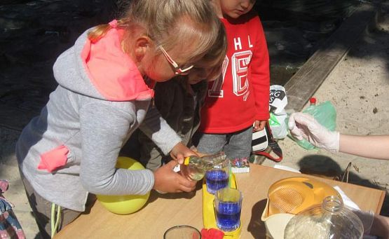 Grafika #22: Zajęcia z Klubem Odkrywców 20.06.2016r.