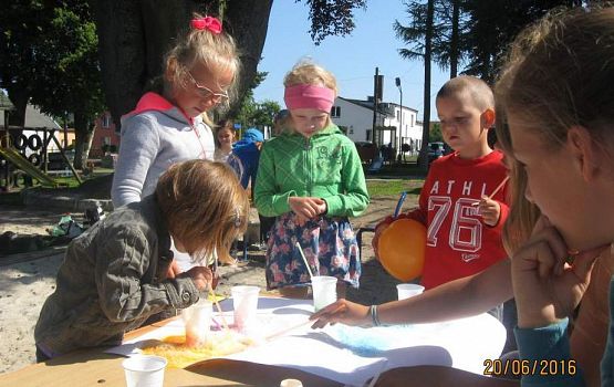 Grafika #25: Zajęcia z Klubem Odkrywców 20.06.2016r.