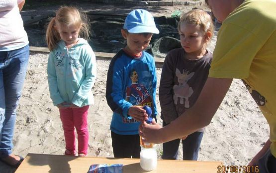 Grafika #26: Zajęcia z Klubem Odkrywców 20.06.2016r.