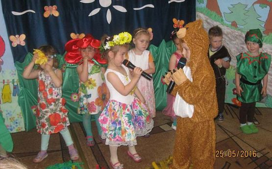 Grafika #13: Dzień Mamy i Taty -gr. Maluszki 25.05.2016r.