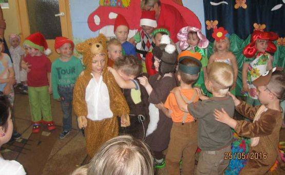 Grafika #14: Dzień Mamy i Taty -gr. Maluszki 25.05.2016r.