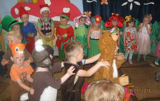 Grafika #15: Dzień Mamy i Taty -gr. Maluszki 25.05.2016r.