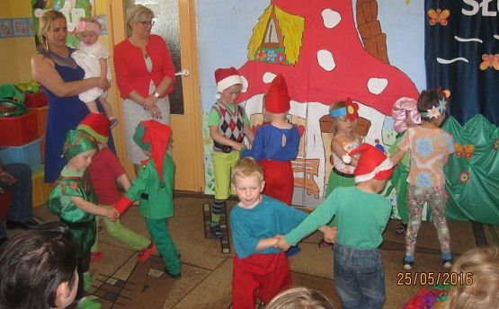 Grafika #23: Dzień Mamy i Taty -gr. Maluszki 25.05.2016r.