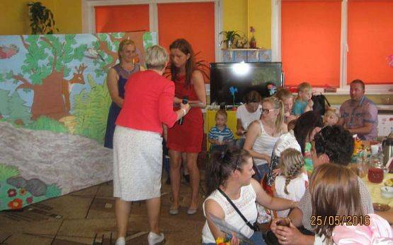 Grafika #32: Dzień Mamy i Taty -gr. Maluszki 25.05.2016r.