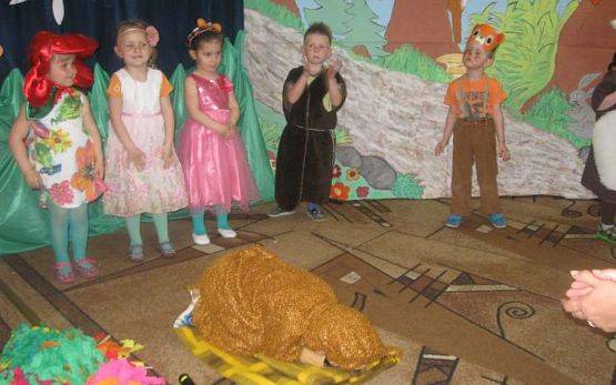 Grafika #7: Dzień Mamy i Taty -gr. Maluszki 25.05.2016r.