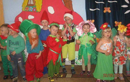 Grafika #8: Dzień Mamy i Taty -gr. Maluszki 25.05.2016r.