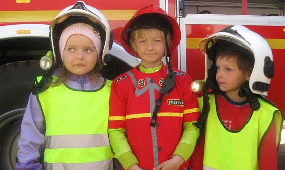 Grafika #14: Ćwiczenia ze strażakami z OSP WICKO 05.05.2016