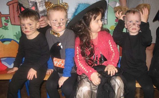 Grafika #9: Przedstawienie Witajcie w naszej bajce 22.04.2016r.