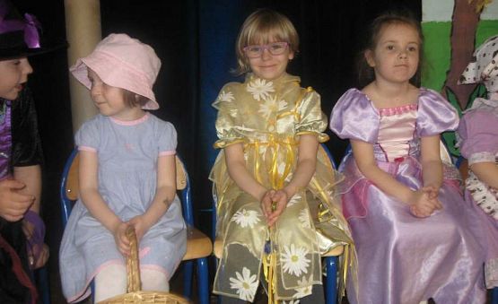 Grafika #7: Przedstawienie Witajcie w naszej bajce 22.04.2016r.