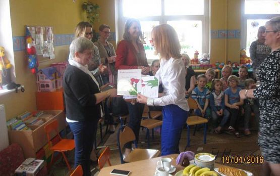 Grafika #28: I Gminny Recytatorski Konkurs Logopedyczny Schodki i szczebelki językowe 19.04.2016r.