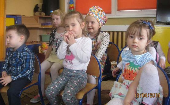 Grafika #15: Przedszkolny Recytatorski Konkurs Logopedyczny Schodki i szczebelki językowe 12.04.2016r.