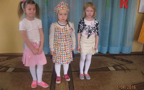 Grafika #25: Przedszkolny Recytatorski Konkurs Logopedyczny Schodki i szczebelki językowe 12.04.2016r.