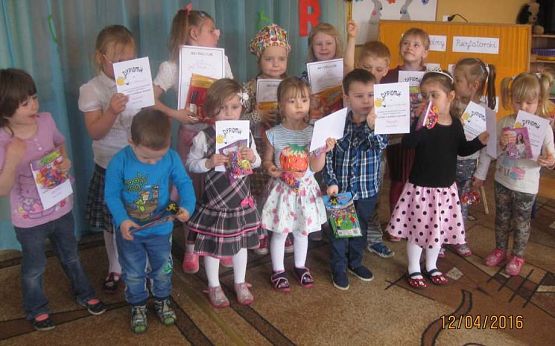 Grafika #29: Przedszkolny Recytatorski Konkurs Logopedyczny Schodki i szczebelki językowe 12.04.2016r.