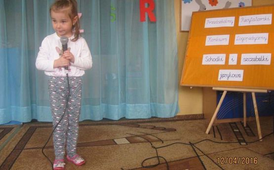 Grafika #6: Przedszkolny Recytatorski Konkurs Logopedyczny Schodki i szczebelki językowe 12.04.2016r.