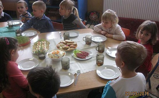 Grafika #1: Śniadanie Wielkanocne 23.03.2016r.