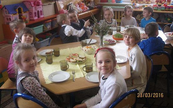 Grafika #3: Śniadanie Wielkanocne 23.03.2016r.