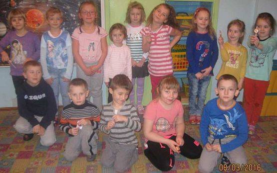 Grafika #5: Dzień Kobiet 08.03.2016r.