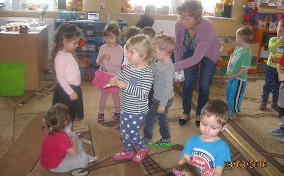 Grafika #7: Dzień Kobiet 08.03.2016r.