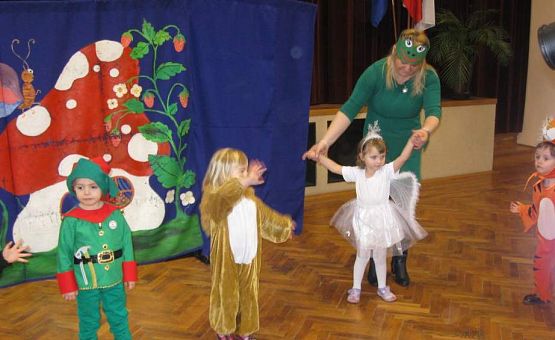 Grafika #9: Ach, co to był za bal04.02.2016r.