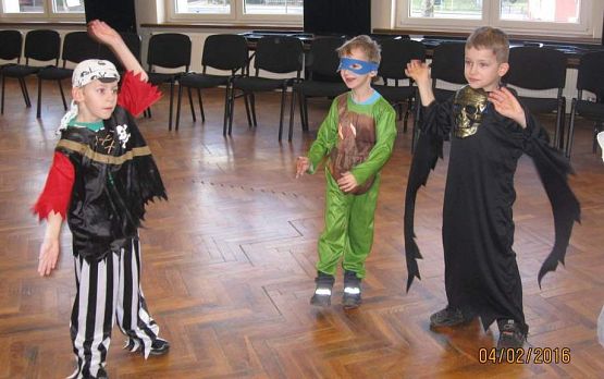 Grafika #11: Ach, co to był za bal04.02.2016r.