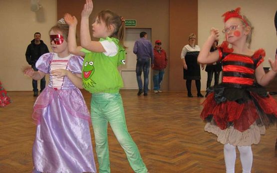 Grafika #13: Ach, co to był za bal04.02.2016r.