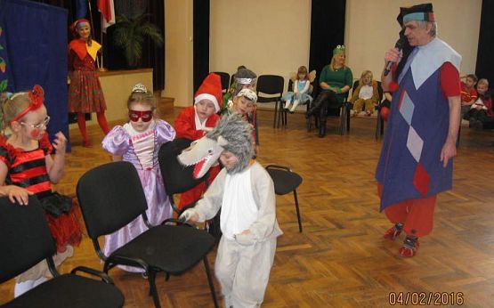 Grafika #14: Ach, co to był za bal04.02.2016r.