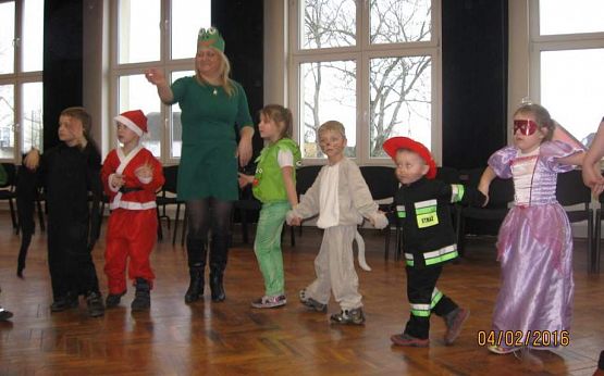 Grafika #44: Ach, co to był za bal04.02.2016r.