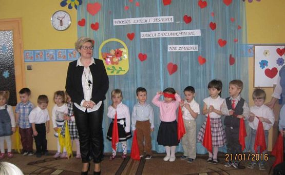 Grafika #0: Dzień Babci i Dziadka -grupa maluszków 21.01.2016