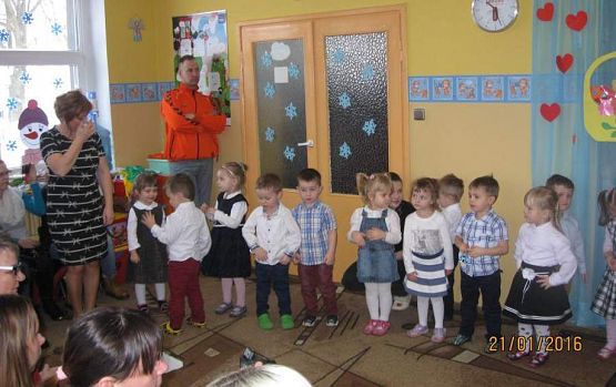 Grafika #13: Dzień Babci i Dziadka -grupa maluszków 21.01.2016