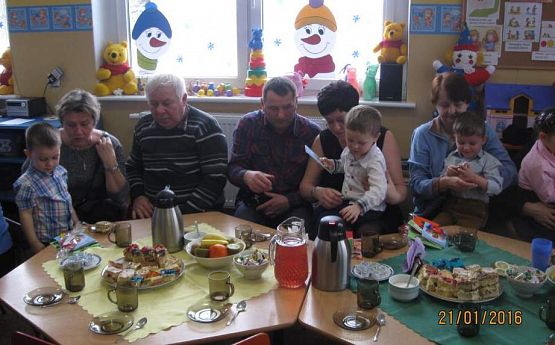 Grafika #22: Dzień Babci i Dziadka -grupa maluszków 21.01.2016