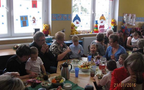 Grafika #29: Dzień Babci i Dziadka -grupa maluszków 21.01.2016