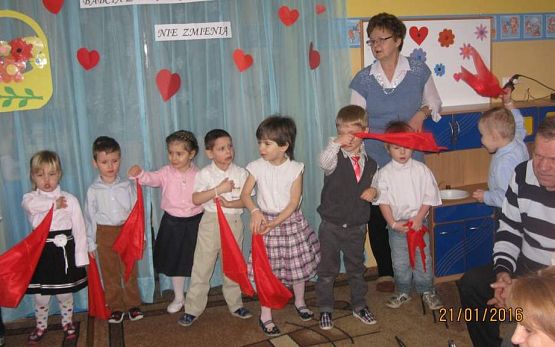 Grafika #3: Dzień Babci i Dziadka -grupa maluszków 21.01.2016