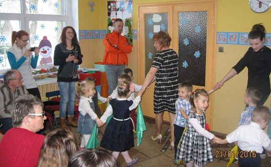 Grafika #8: Dzień Babci i Dziadka -grupa maluszków 21.01.2016