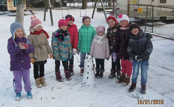 Grafika #10: Zabawy na śniegu 15.01.2016r.