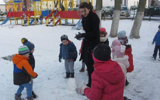 Grafika #8: Zabawy na śniegu 15.01.2016r.