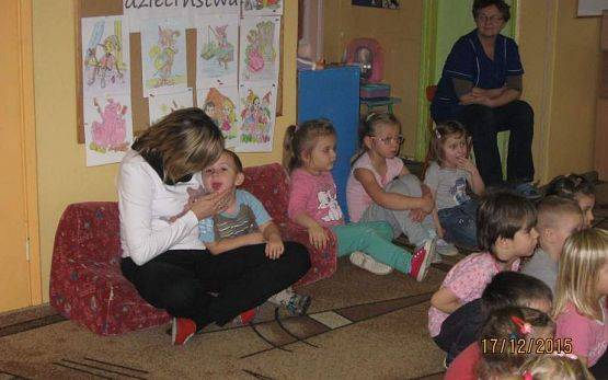 Grafika #9: Spotkanie z policjantem 17.12.2015r.