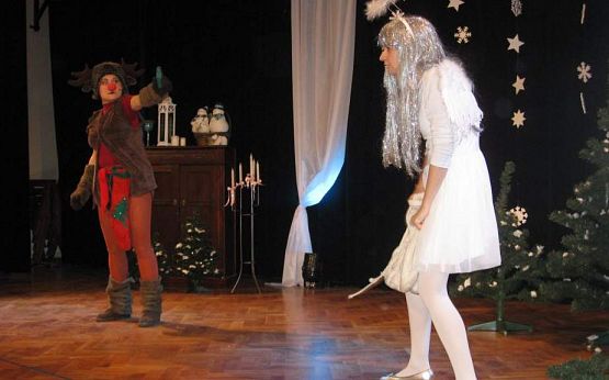 Grafika #7: Teatrzyk Zamieszanie ze świętami 07.12.2015r.