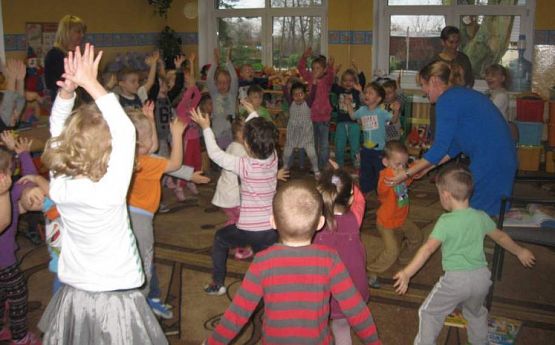 Grafika #9: Bajki i baśnie z dzieciństwa 03.12.2015r