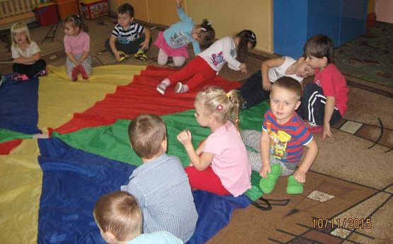 Grafika #1: Zdrowa żywność -sałatka owocowa 10.11.2015 r.