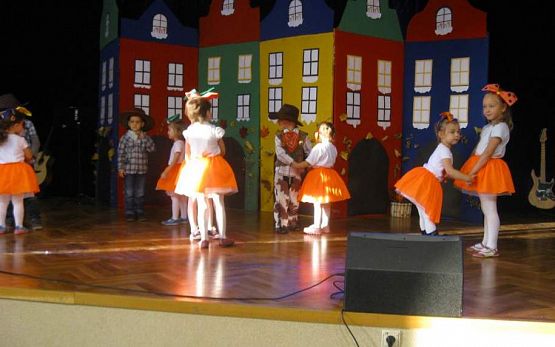 Grafika #3: Dzień Seniora w GOKiS w Wicku 08.11.2015r.