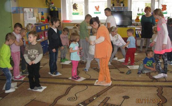 Grafika #7: Uczniowie-Przedszkolakom 06.11.2015 r.