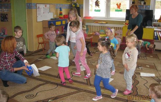 Grafika #8: Uczniowie-Przedszkolakom 06.11.2015 r.