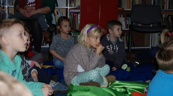 Grafika #10: Warsztaty literackie w Bibliotece Publicznej w Wicku 04.11.2015r.