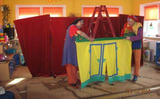 Grafika #2: Teatrzyk Pulek i Lulek 28.10.2015 r