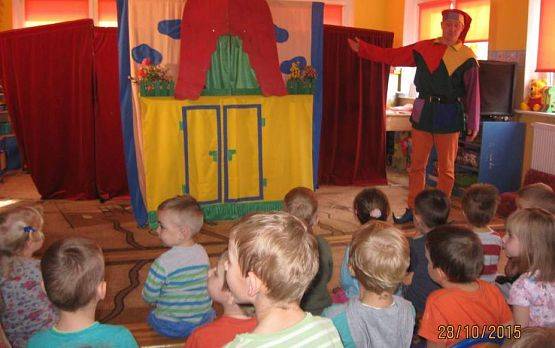 Grafika #4: Teatrzyk Pulek i Lulek 28.10.2015 r