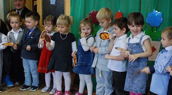 Grafika #16: Dzień Edukacji Narodowej i Pasowanie na Przedszkolaka 16.10.2015r.